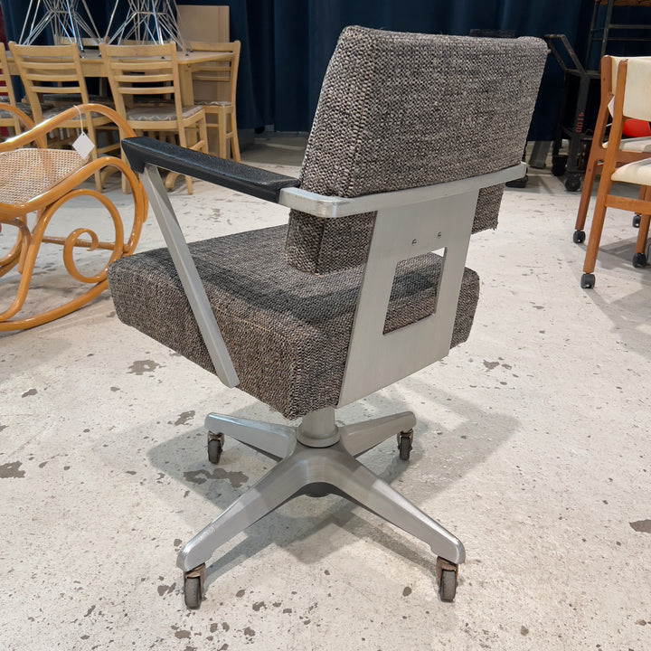 Goodform Model 3137 Aluminum Swivel Desk Chair