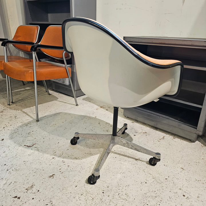Eames Upholstered Swivel Chair