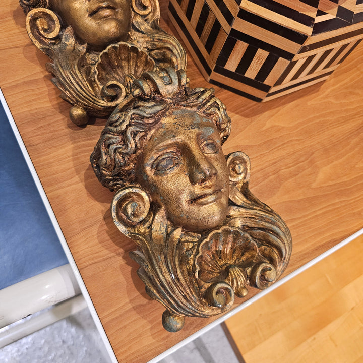 Vtg Wall Plaque Sculpture