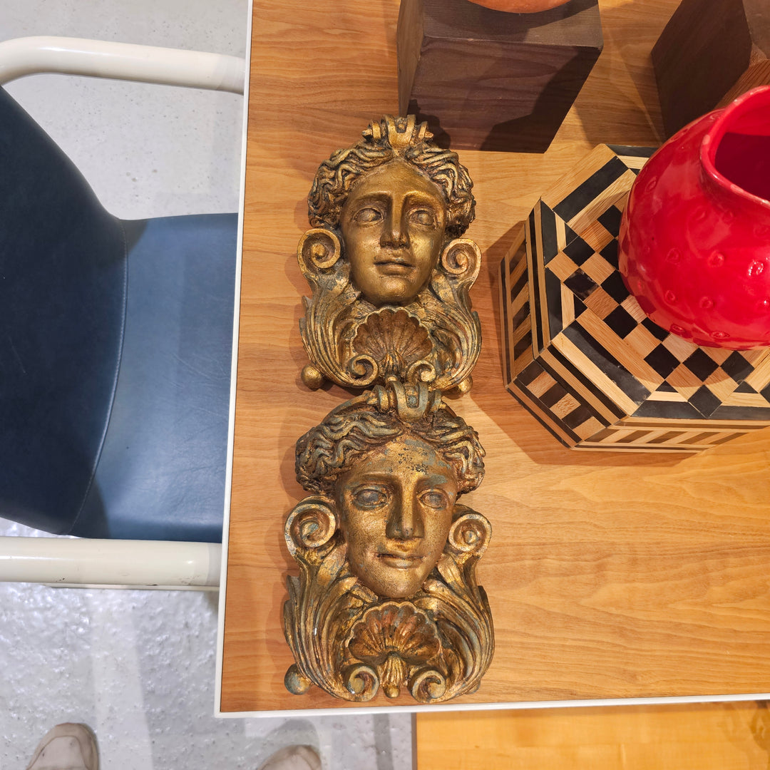 Vtg Wall Plaque Sculpture