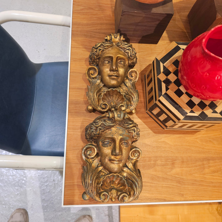 Vtg Wall Plaque Sculpture