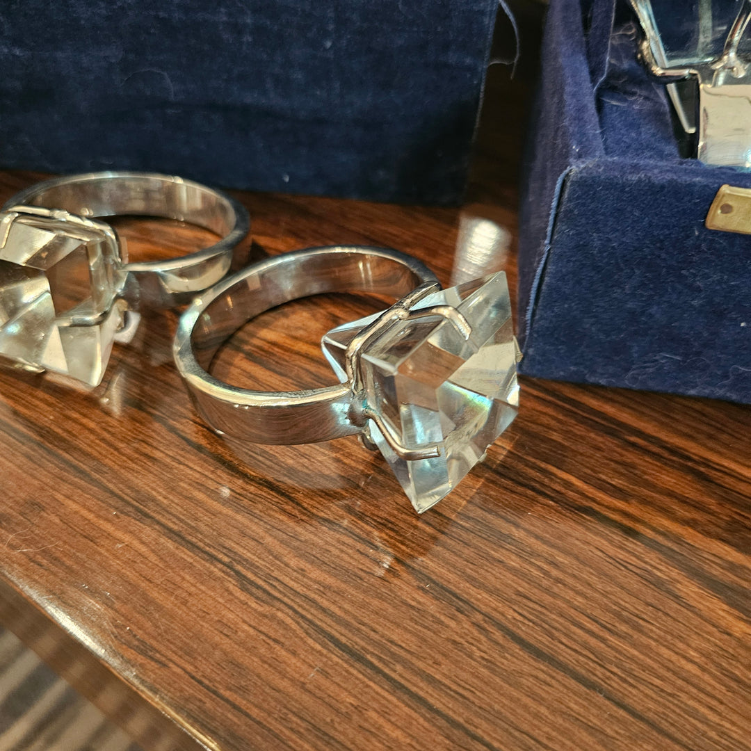 Oversized Diamond Ring Napkin Holder Set