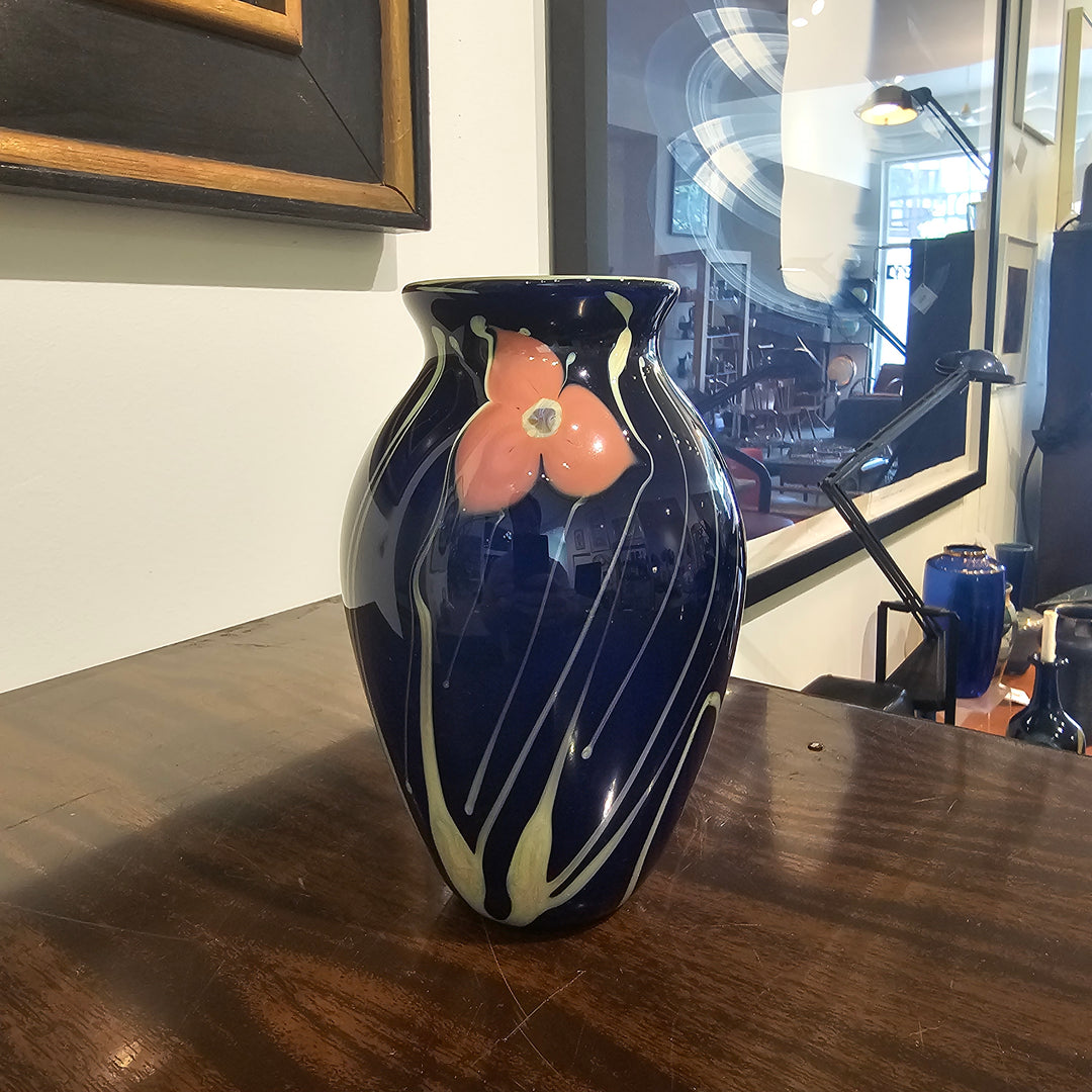 Elaine Hyde Art Glass Vase