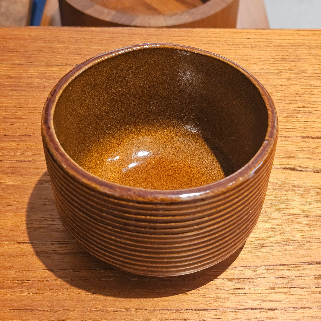 Zanesville Brown Pot #7005