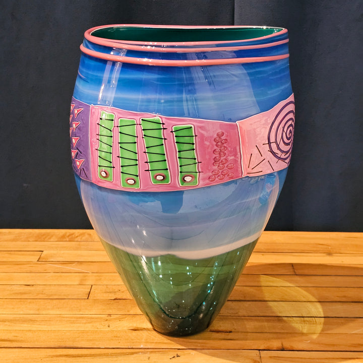 Kliszewski Art Glass Vase