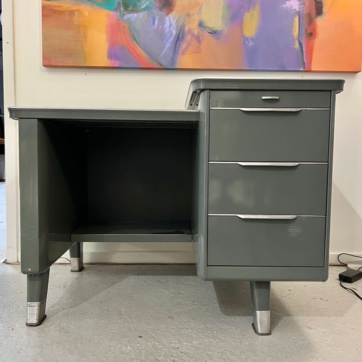 GF Generalaire Bi-level Metal Tanker Desk