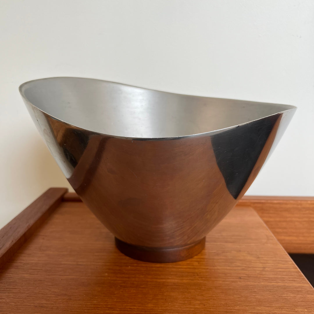 Brown & Bigelow “Remembrance” Aluminum Serving Bowl