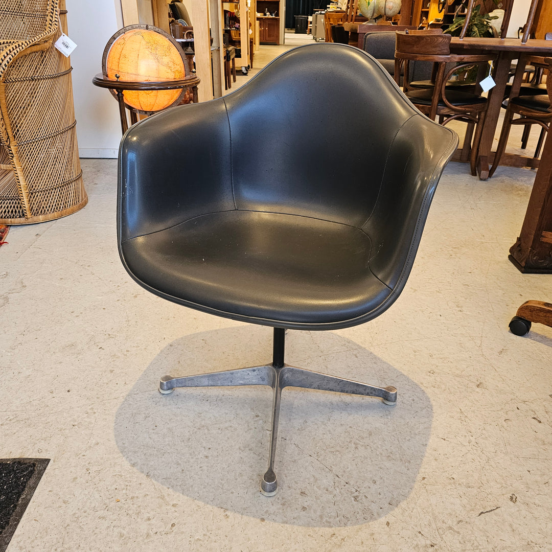 Herman Miller Padded Armchair