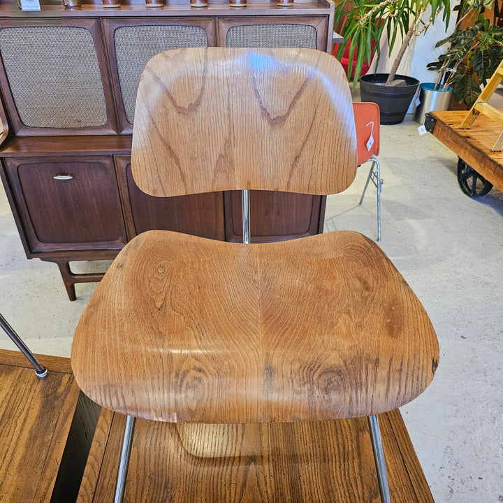 Early Eames DCM Chair